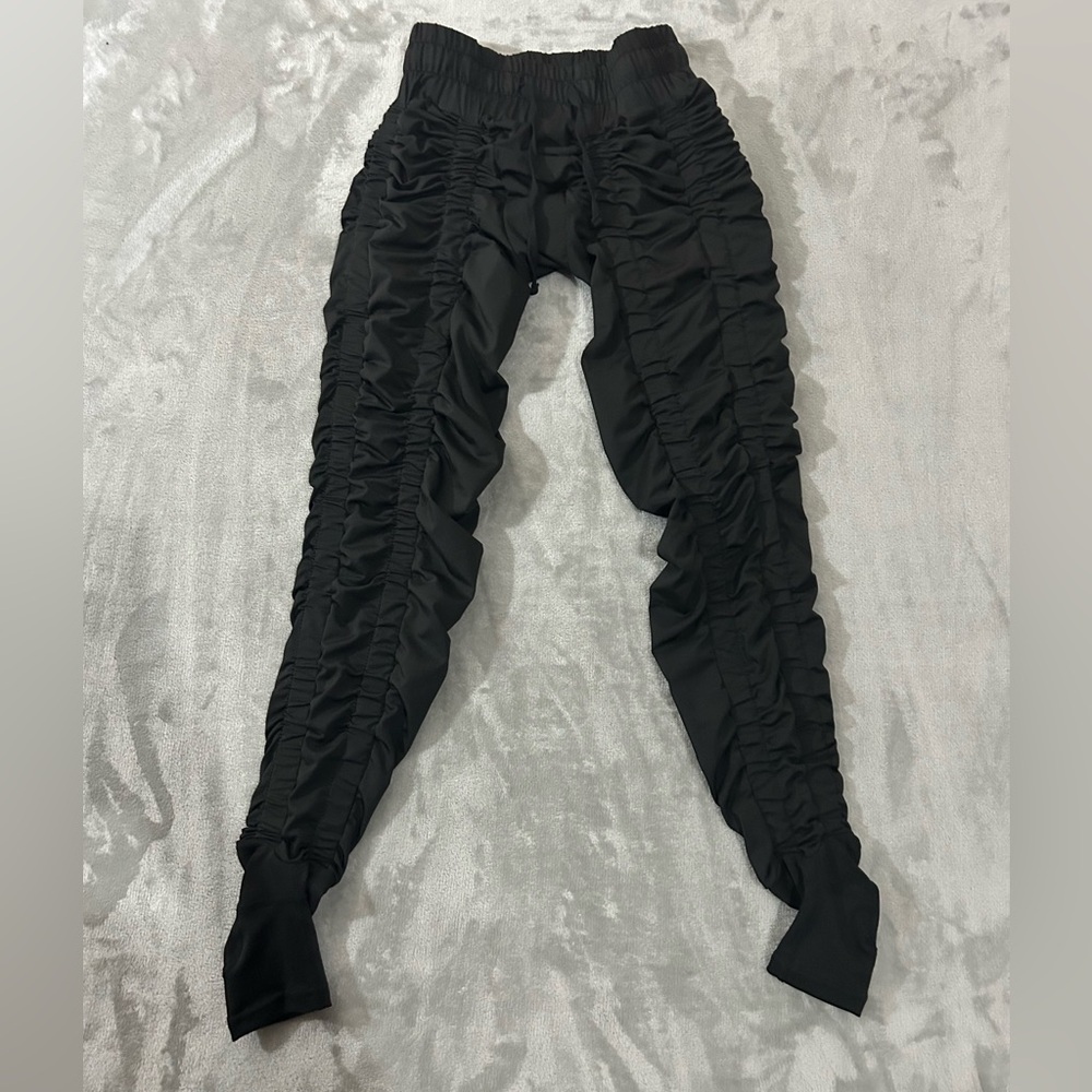 AGOGIE +40 wearable resistance ruched black pants - Picture 3 of 9